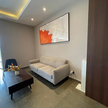 Aru Suites Homestay Wifi,Carpark,24H Check In,Water Filter By R2 Residence Kota Kinabalu Exterior photo