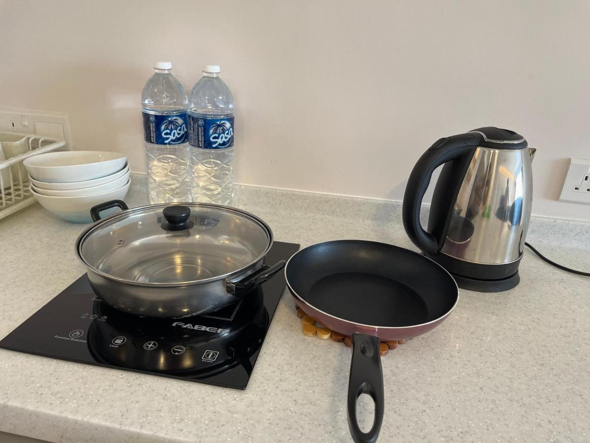 Apartment Aru Wifi,carpark,24h Check In,water Filter By R2 Kota Kinabalu
